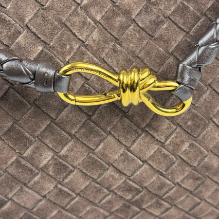 Bottega Veneta Andiamo Medium