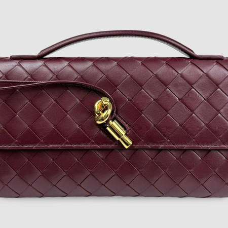 Bottega Veneta Andiamo Clutch
