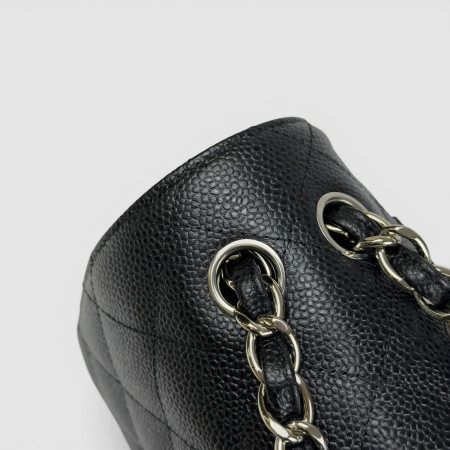 Chanel Jumbo Caviar
