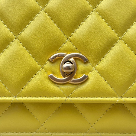 Chanel Wallet On Chain Pearl Crush