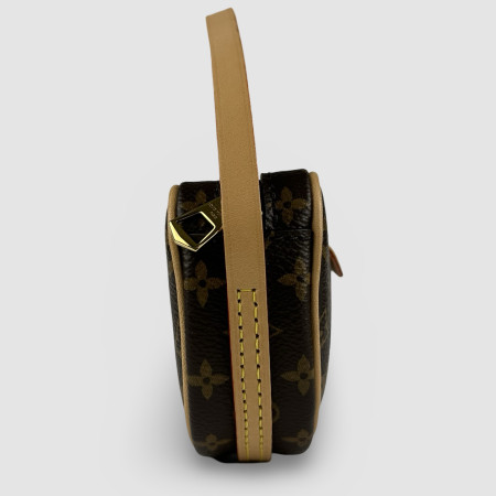 Louis Vuitton Nano Croissant