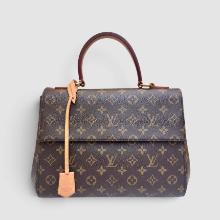 Louis Vuitton Cluny