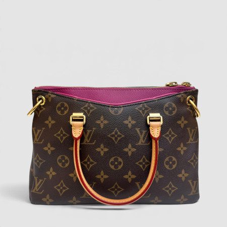 Louis Vuitton Pallas BB