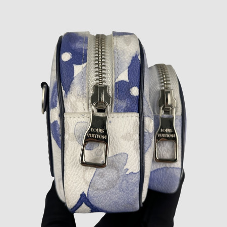Louis Vuitton Outdoor Pouch Watercolor