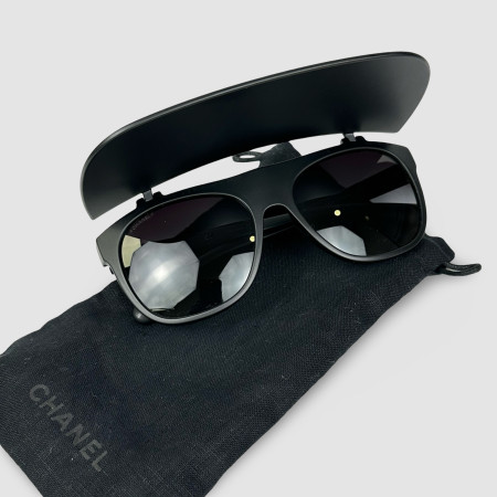 Chanel Occhiali da Sole con Visiera