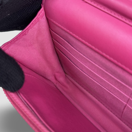 Chanel Wallet On Chain