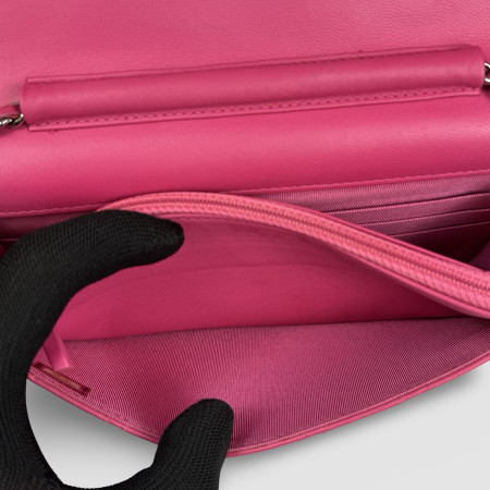 Chanel Wallet On Chain